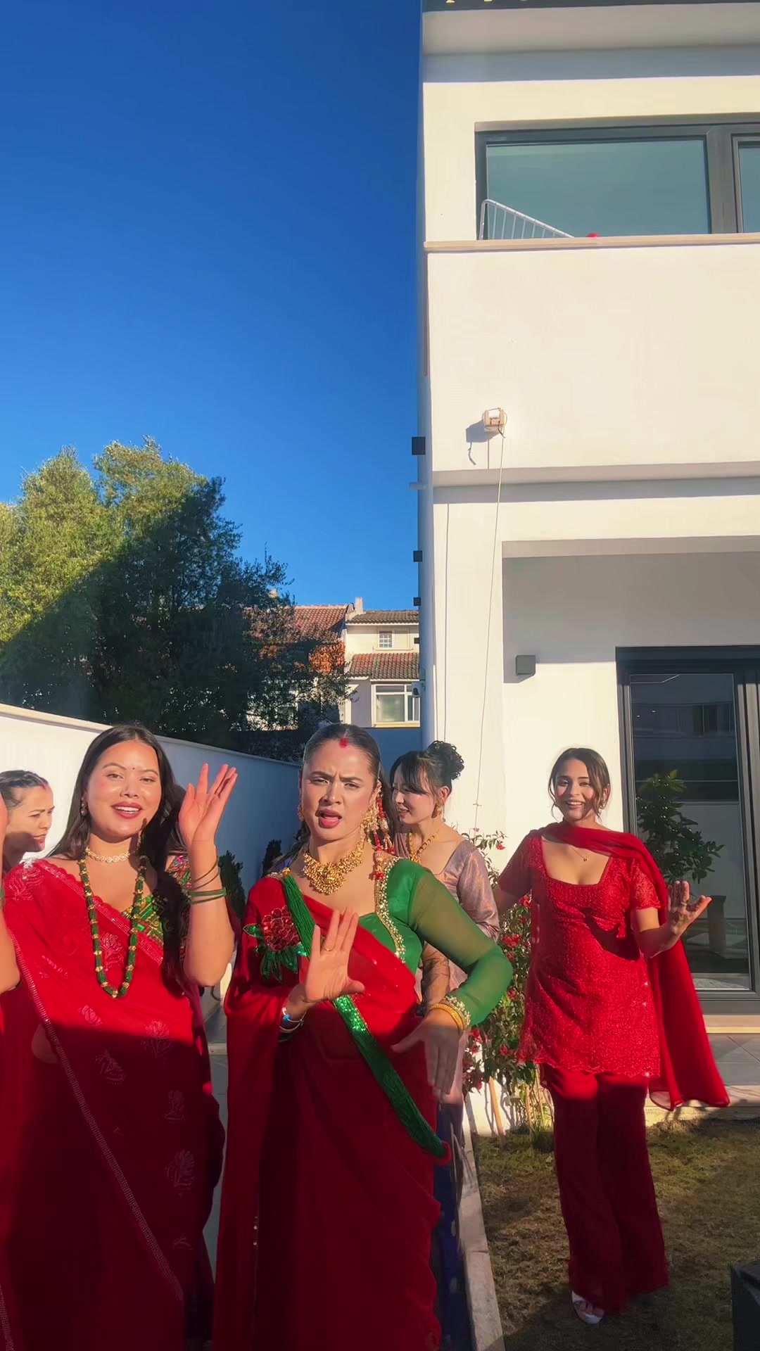 @Muna Chhetri