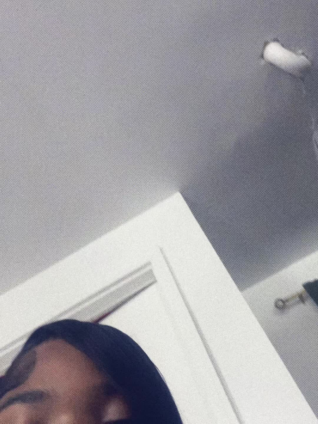 @lurkingglouu