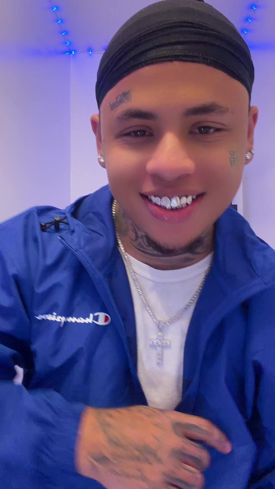@•R E L L O• 🧿