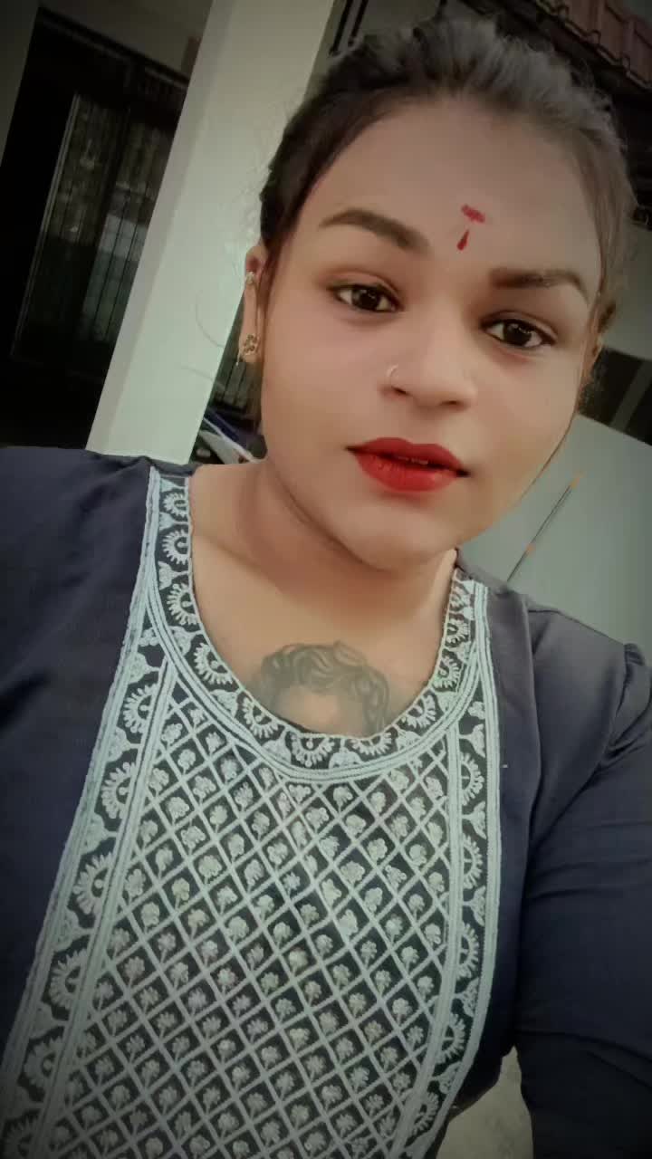 @AMEERSHA 🖤🫧