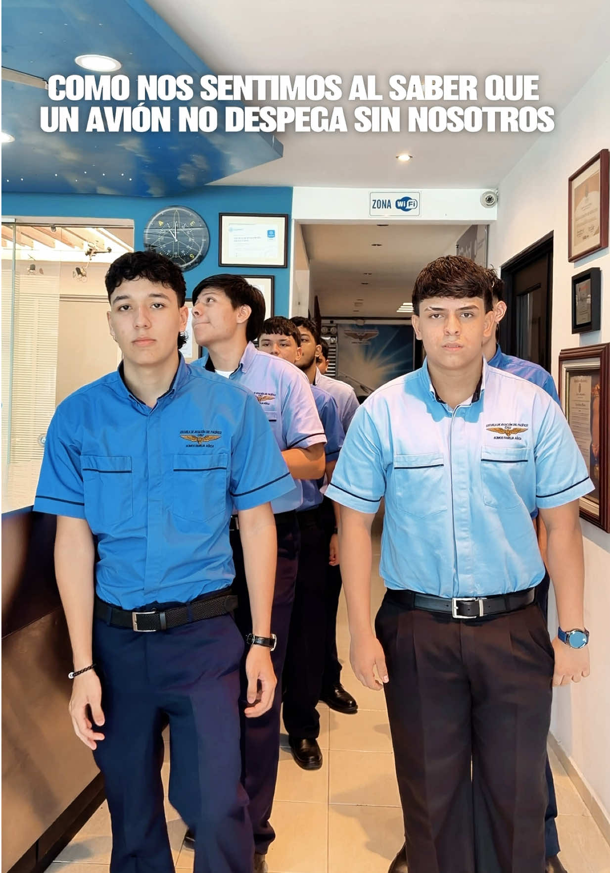 @Escuela de Aviación