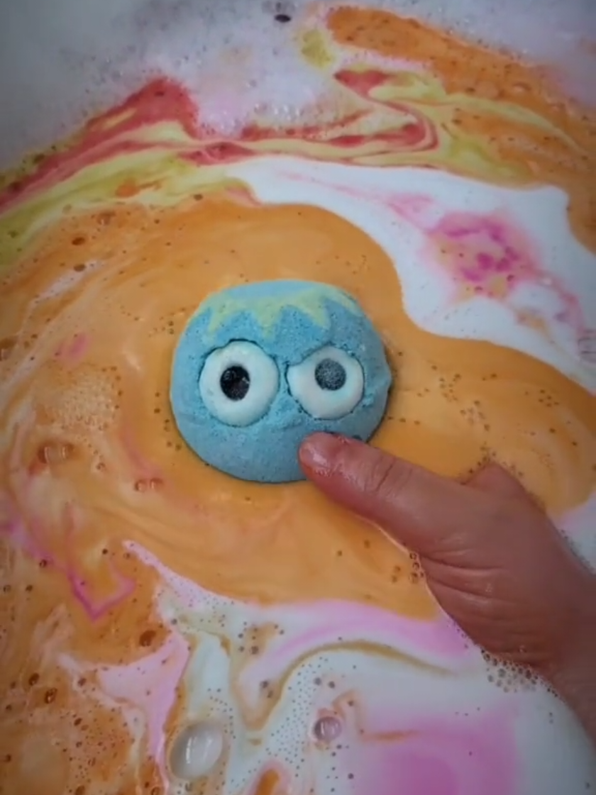 @whatsinmybath