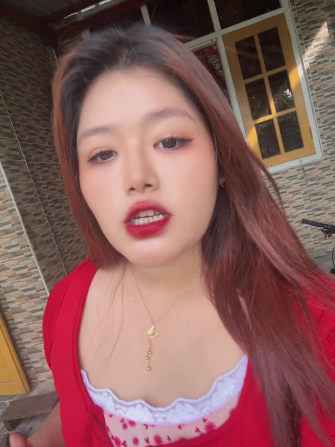 @yoon.wadi.kyaw(official Acc)