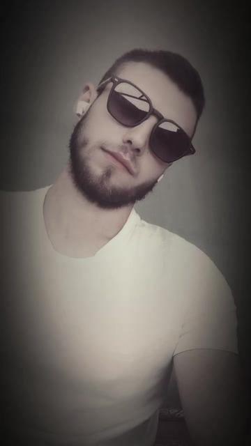 @(Đėm&oslash;ň),😚😚