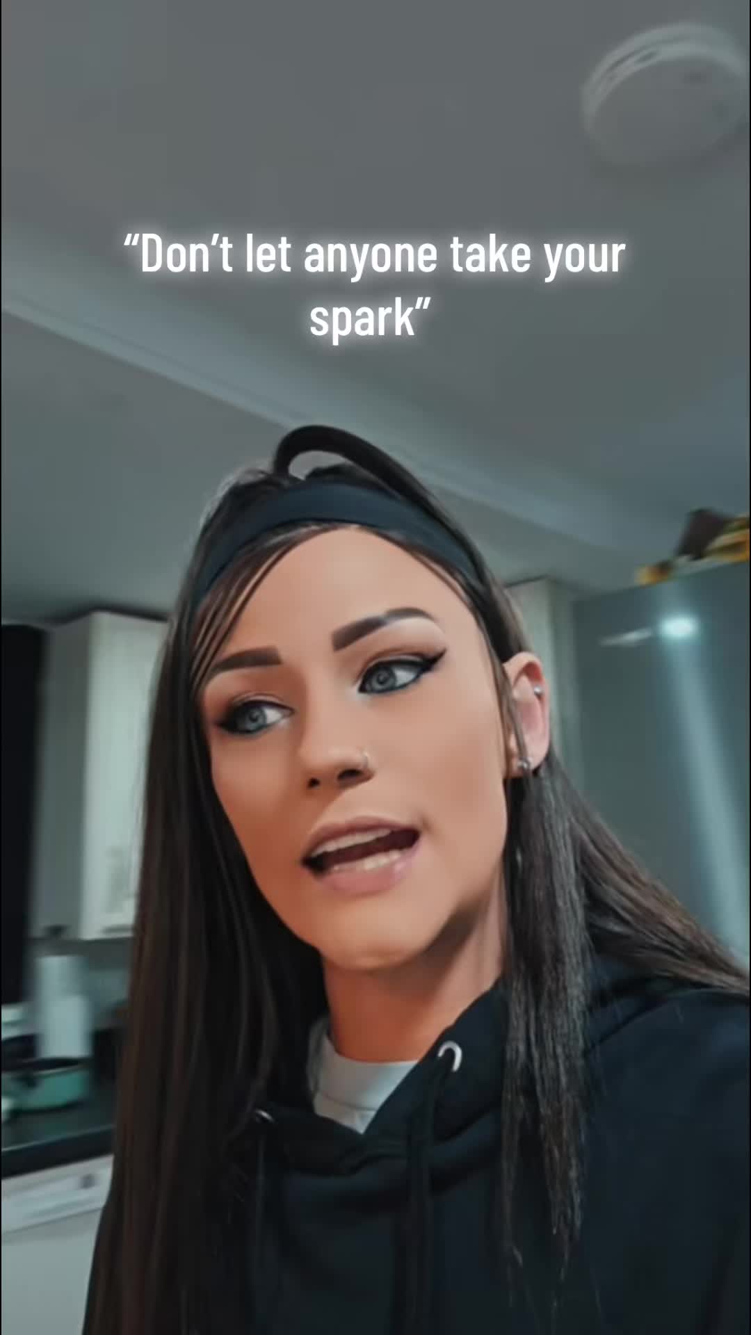 @HxTk 🖤