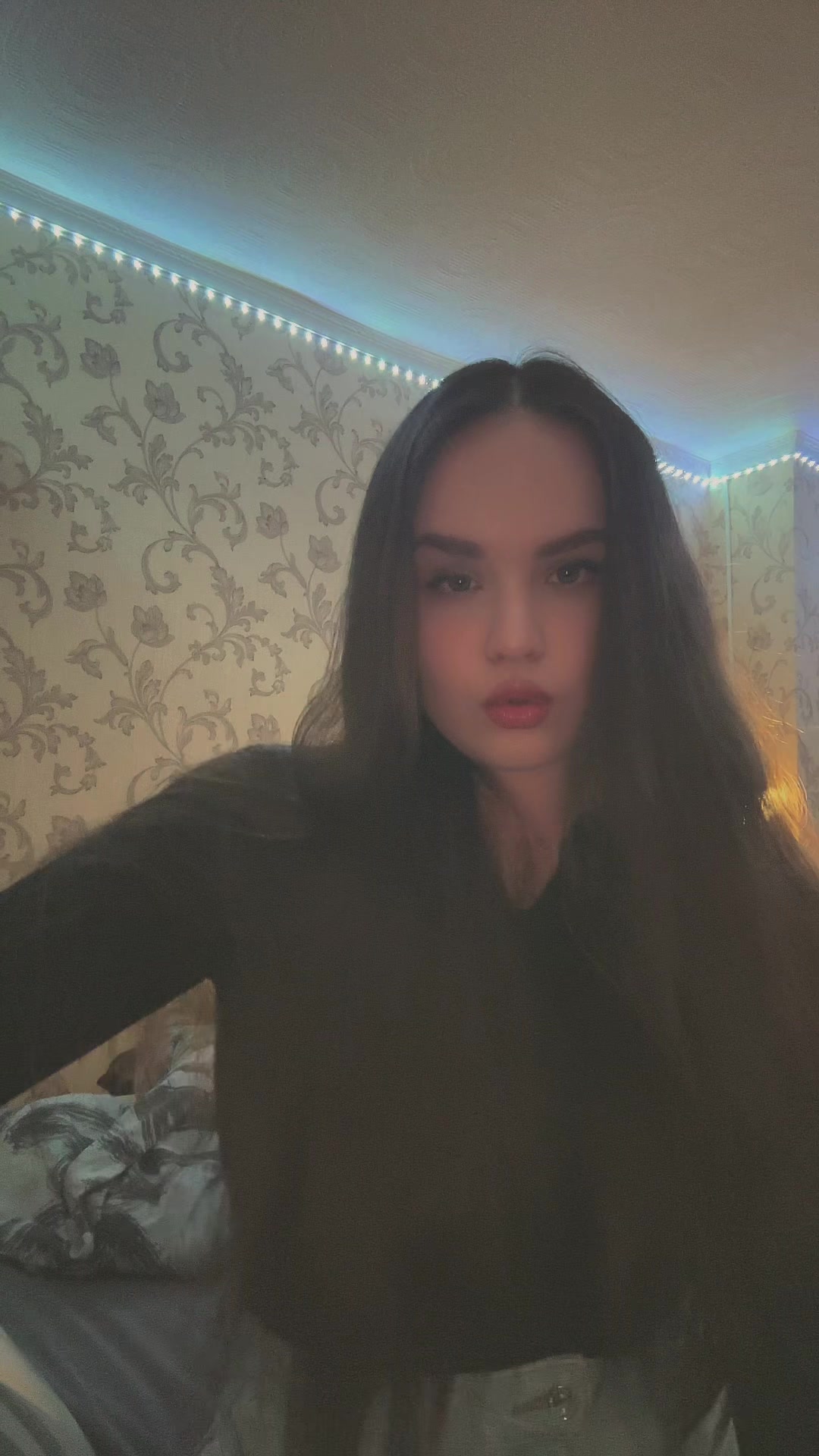 @yana
