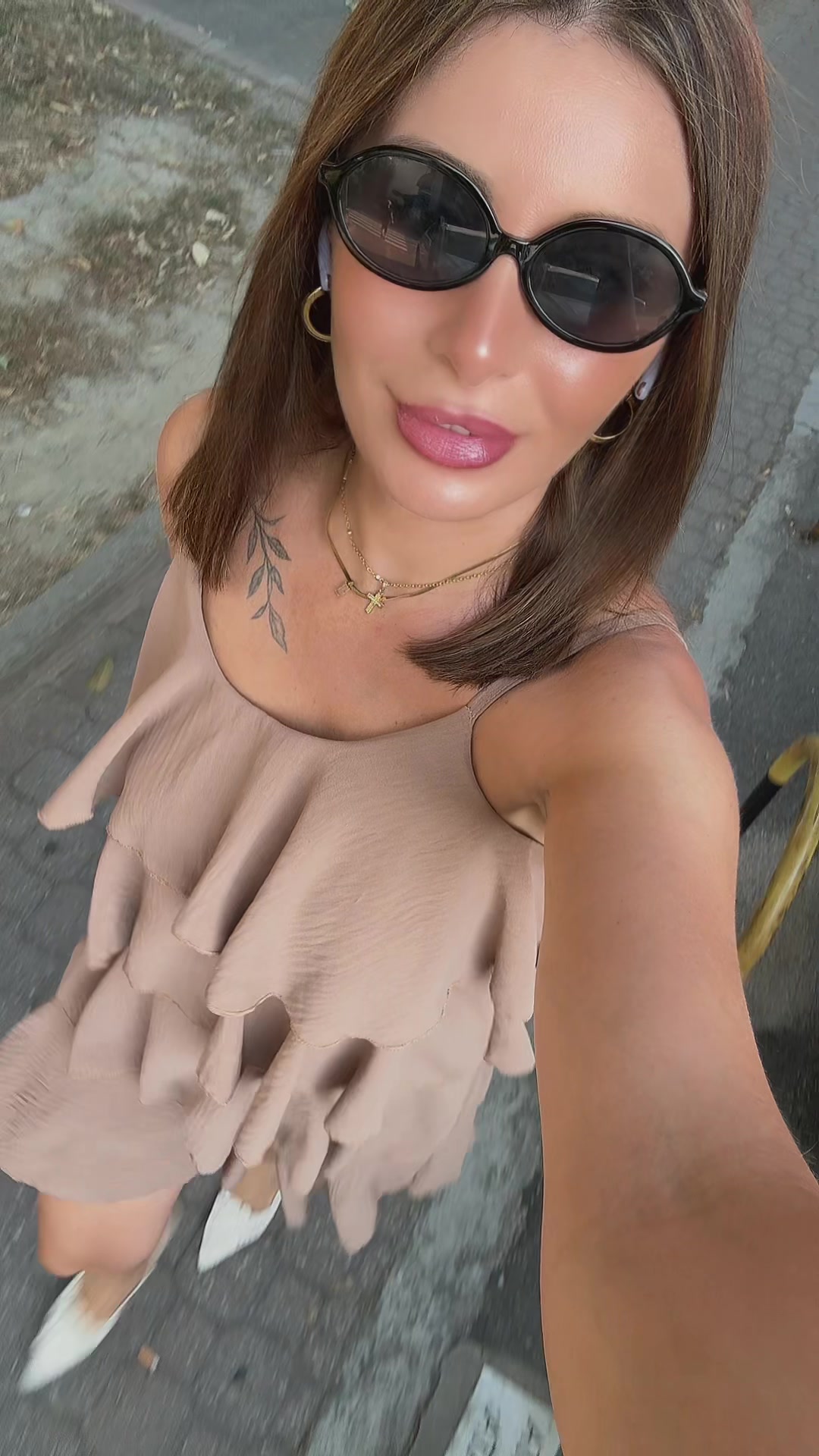 @ნინა