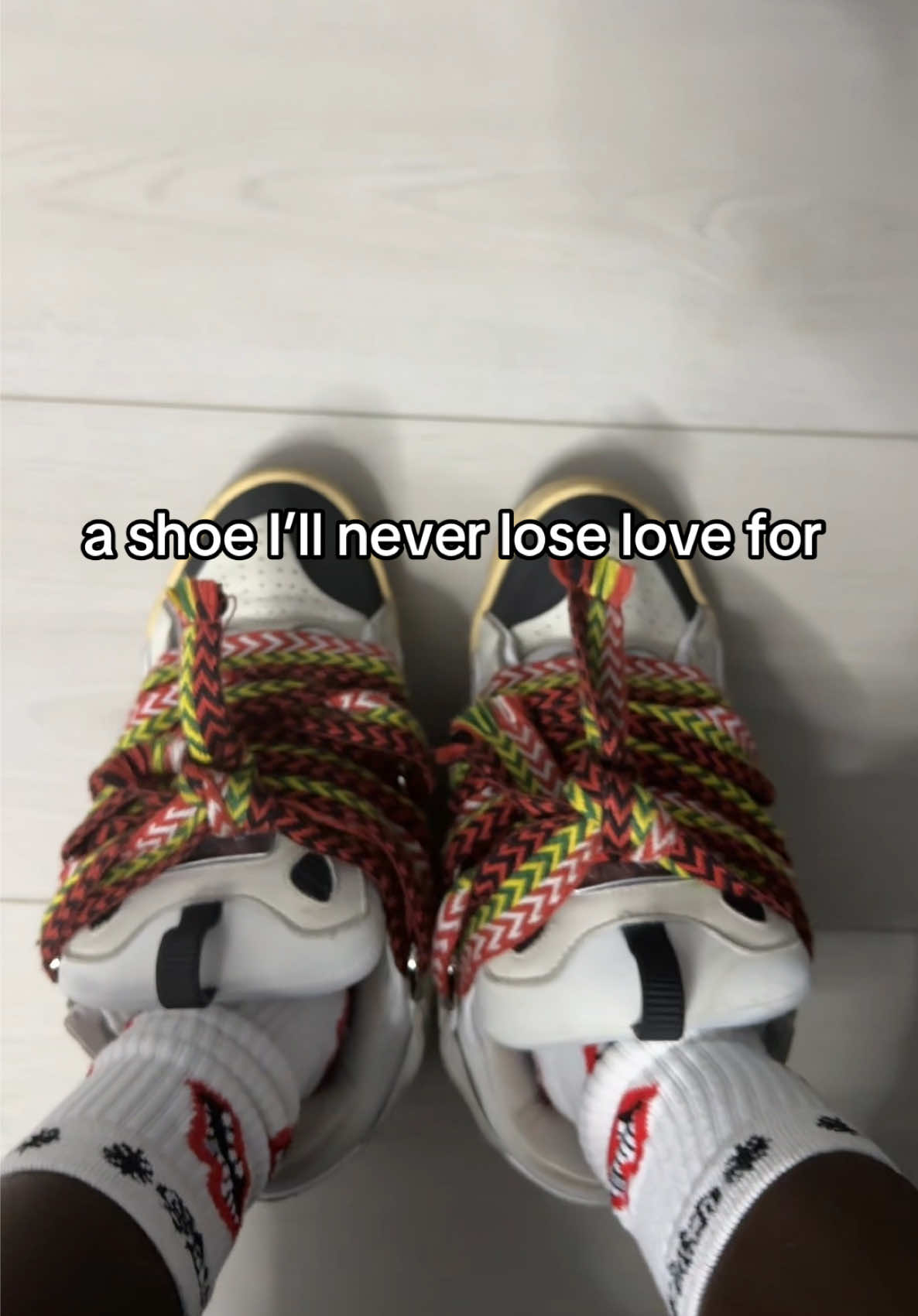 @￼