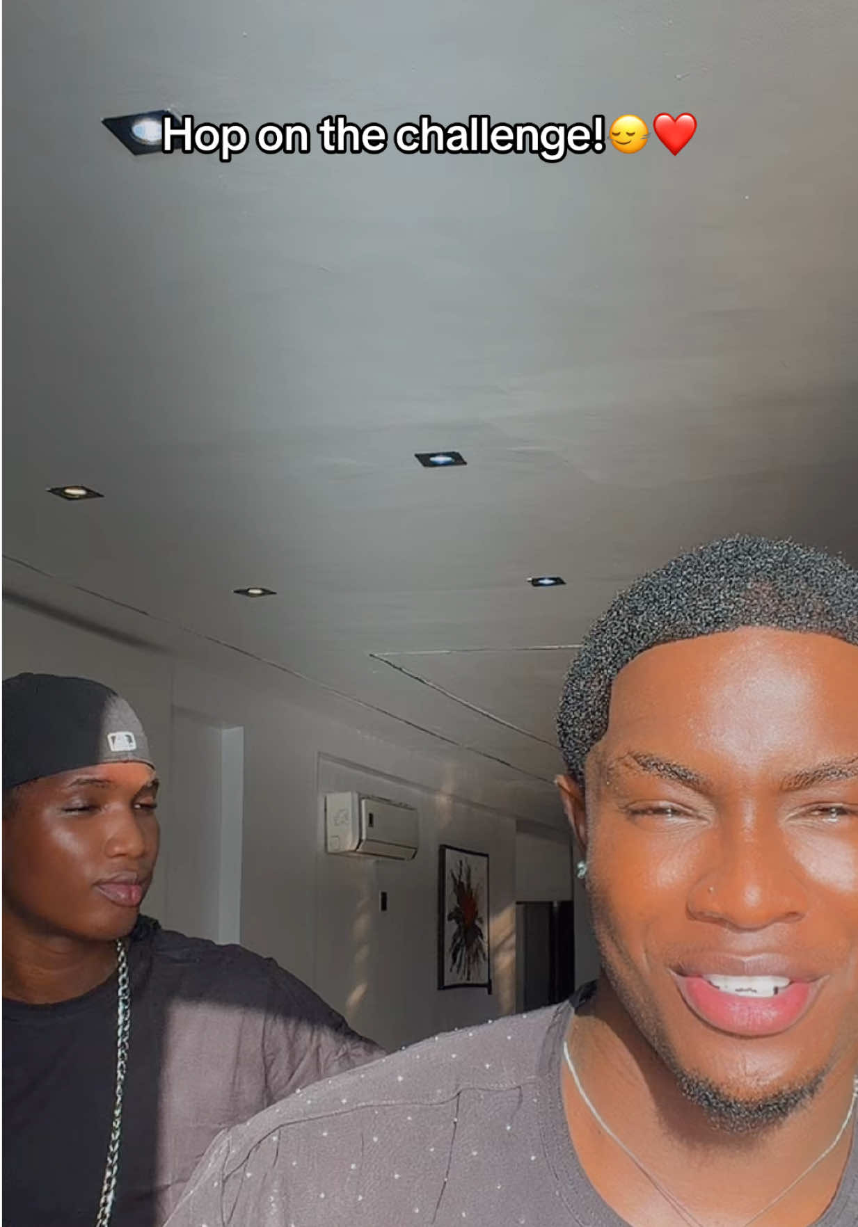 @Thoneey