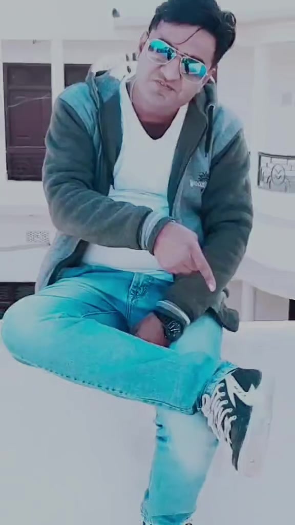 @g k