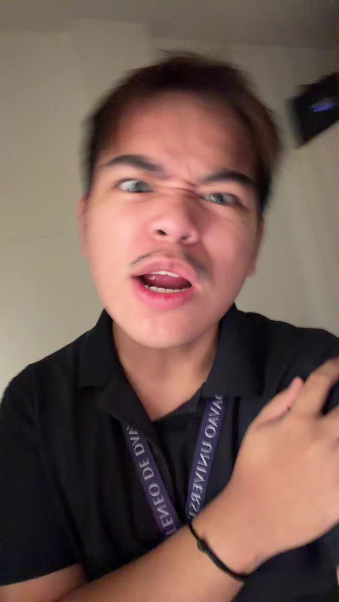 @Kent Sanchez (na may saltik)