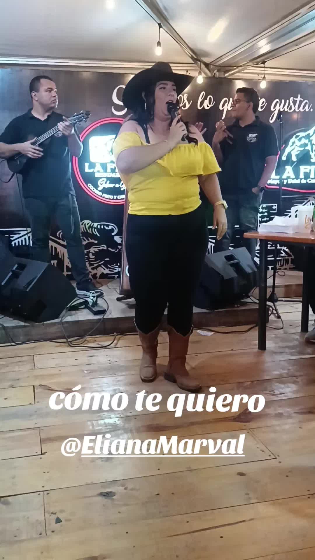 @Eliana Marval