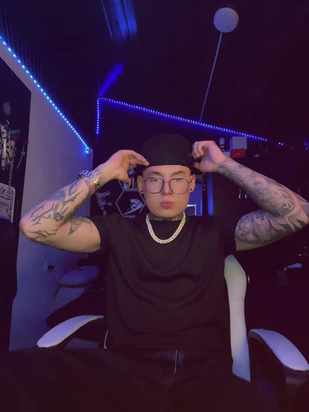 @sebasstico