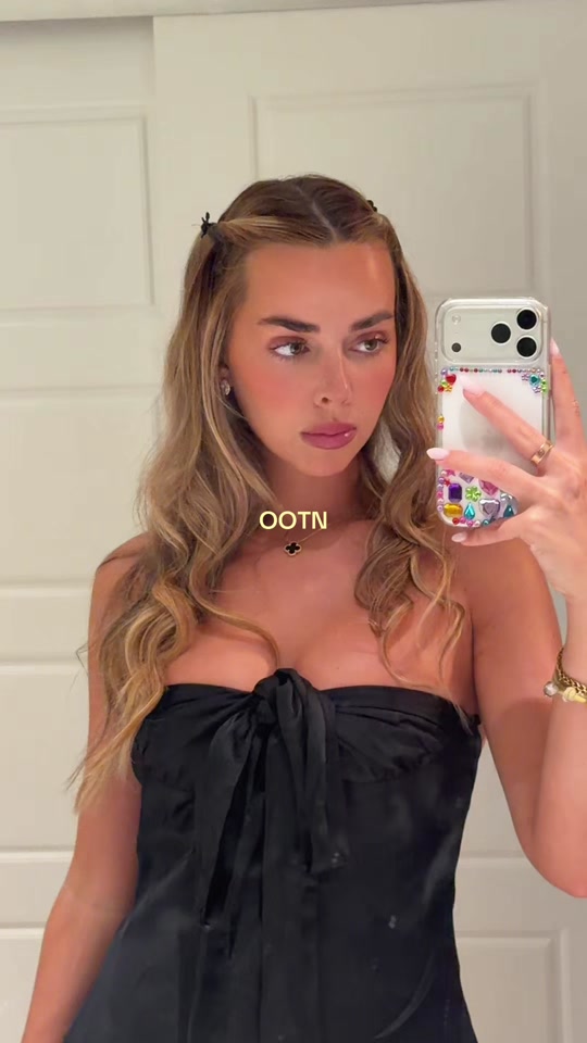 @Dahlia Sarda🍒