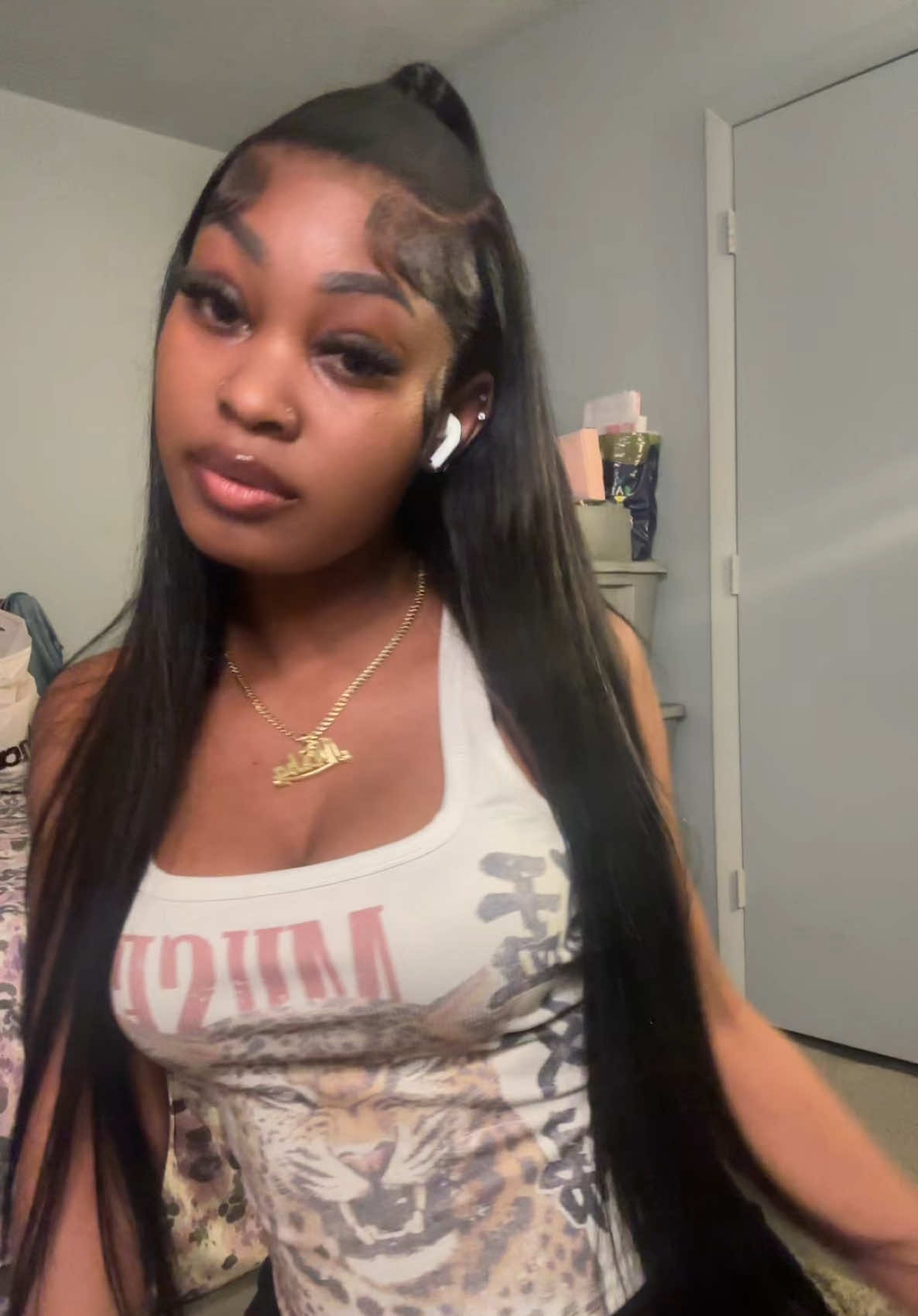 @Sadity Nisha ᥫ᭡