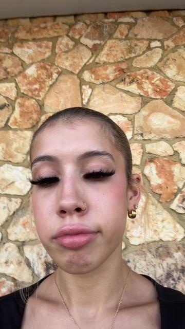 @️