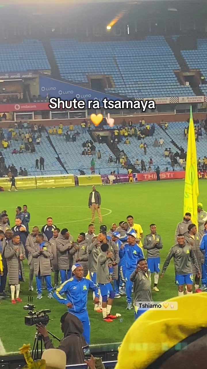 @Tshiamo💛👆🏻
