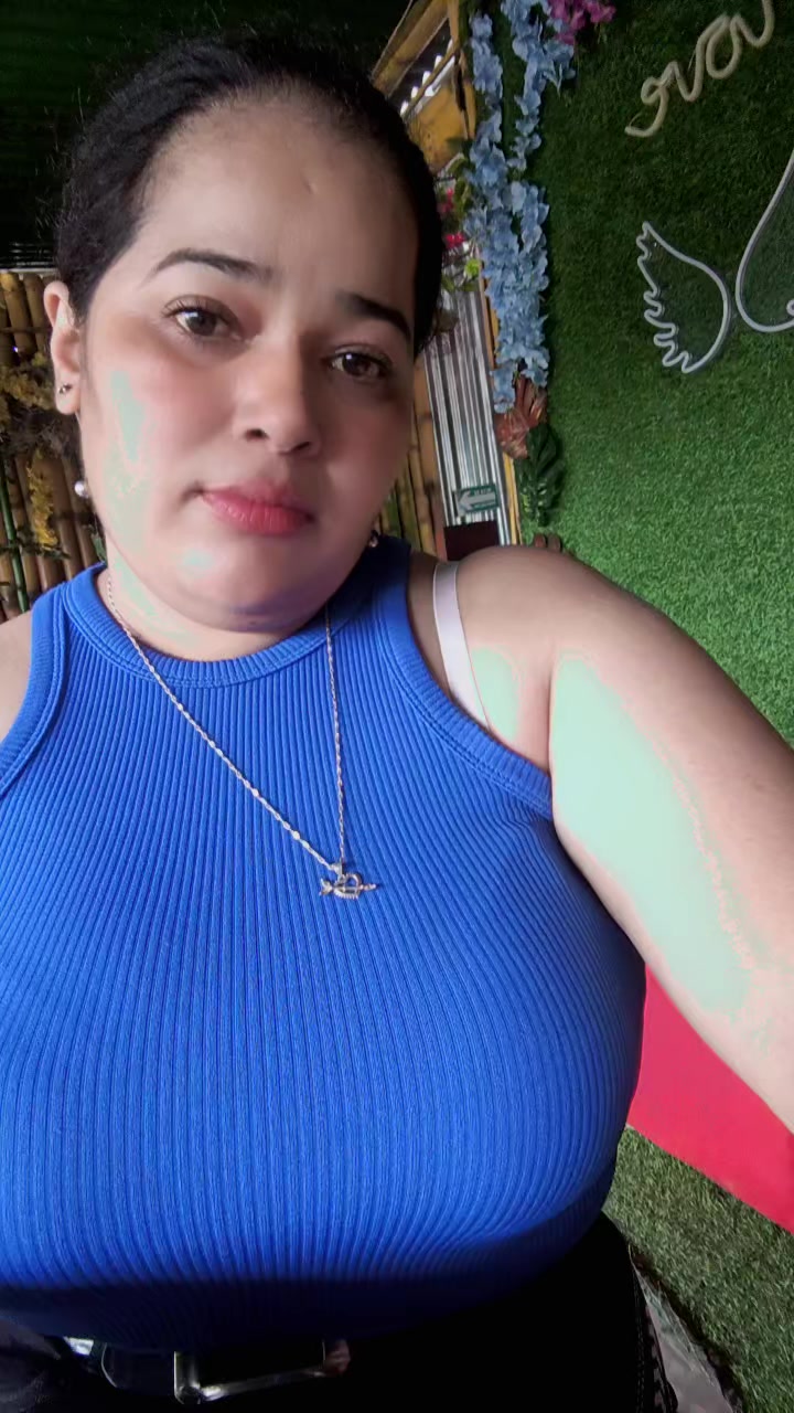 @Angela Castro