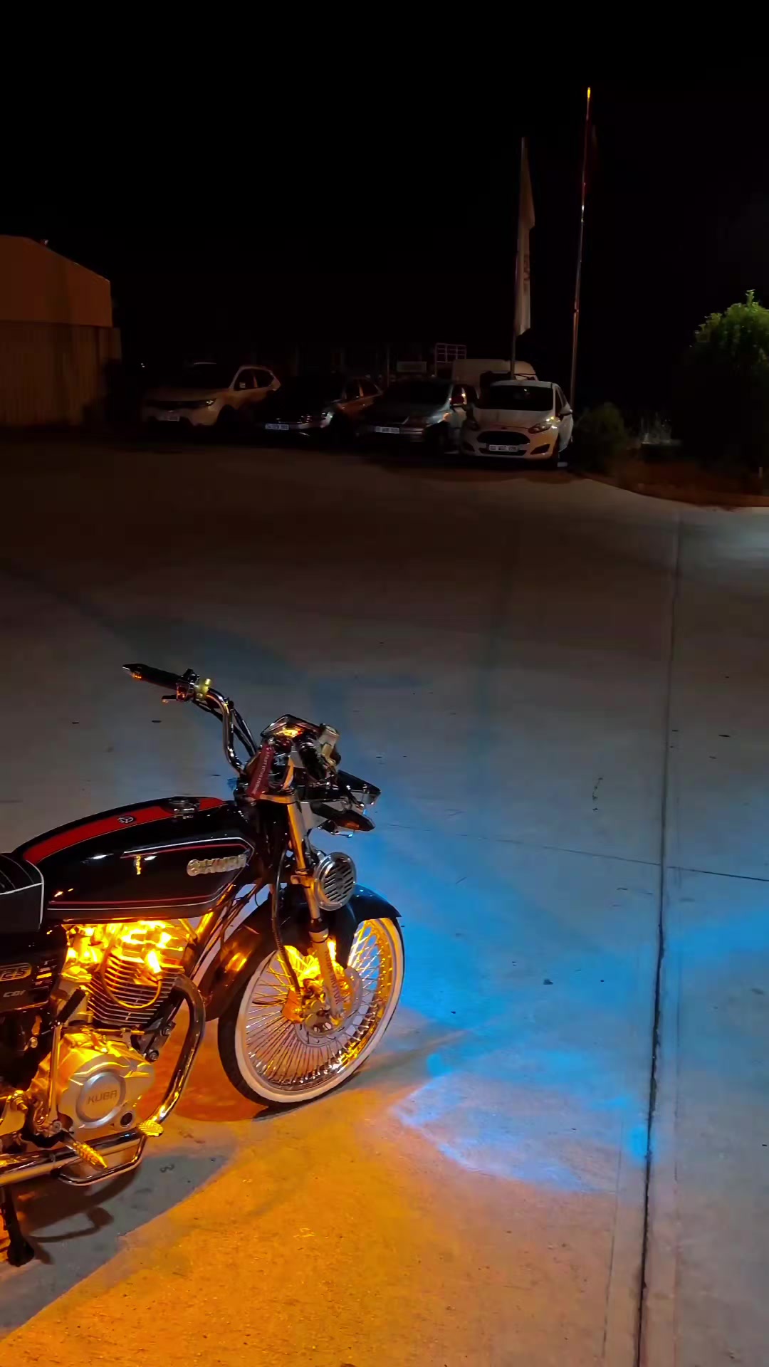 @𝟏𝟎𝐀𝐈𝐓𝟗𝟔𝟐