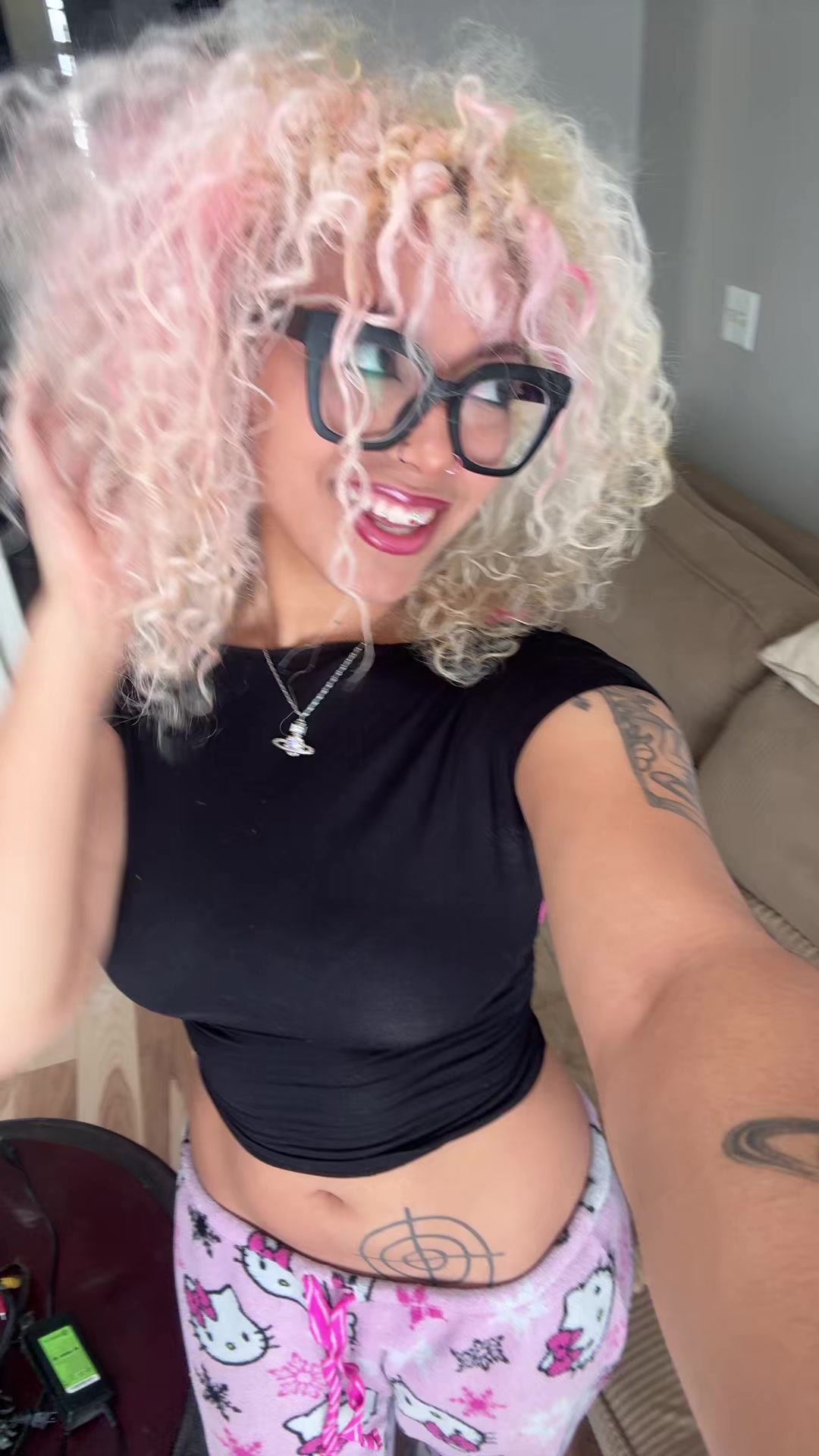 @leaveyourbf