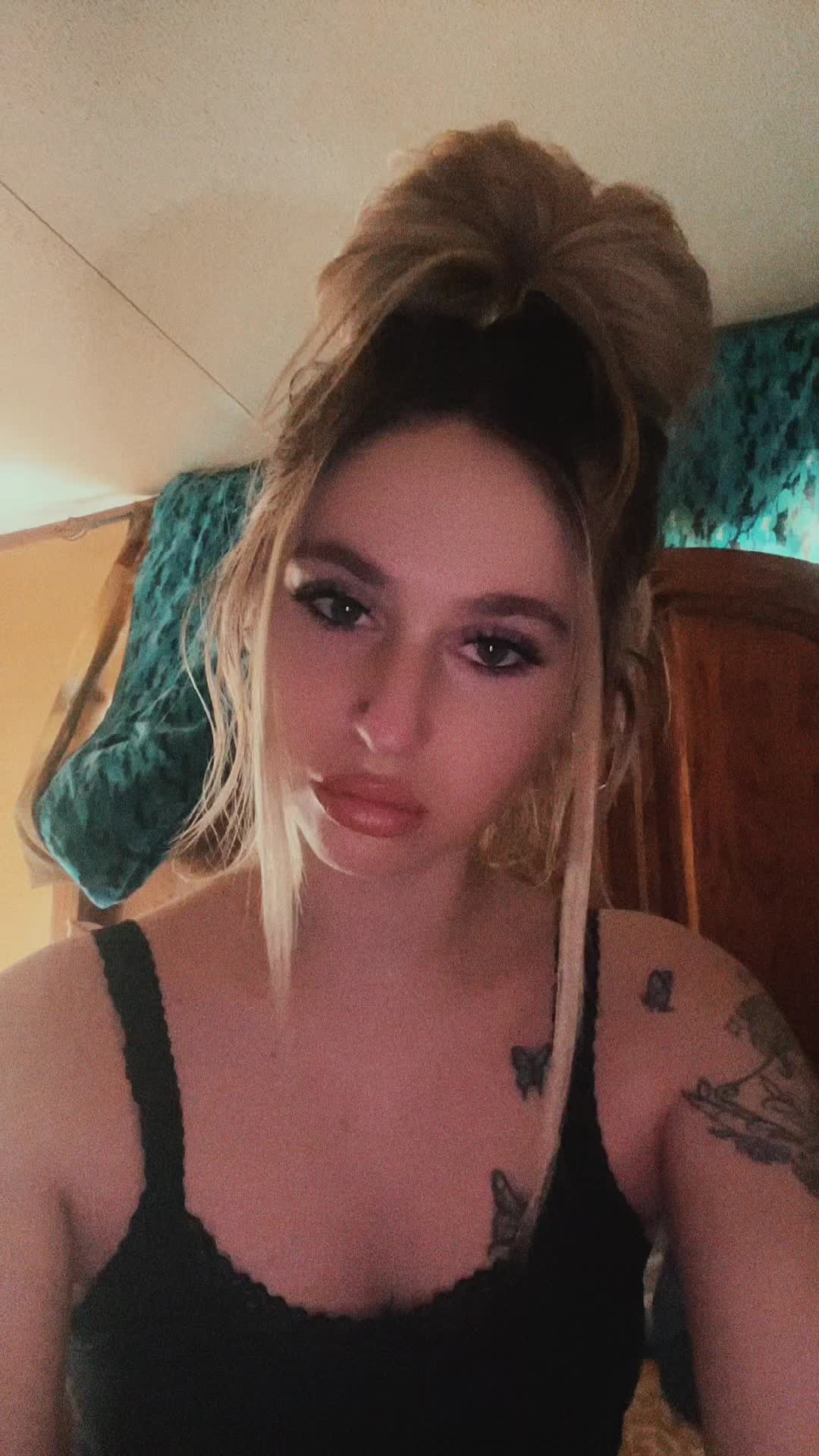 @lillyyy__03