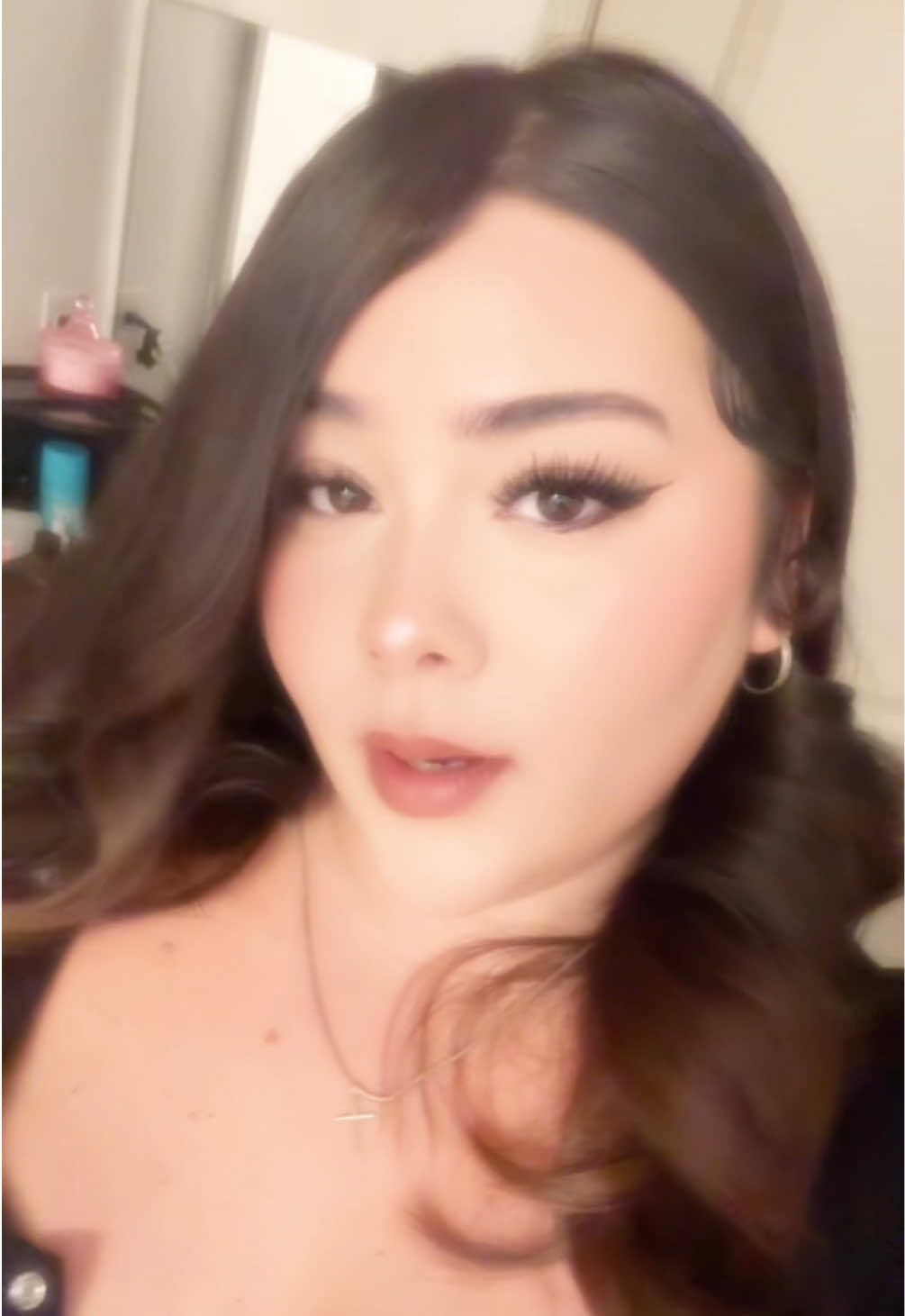 @xos.elly