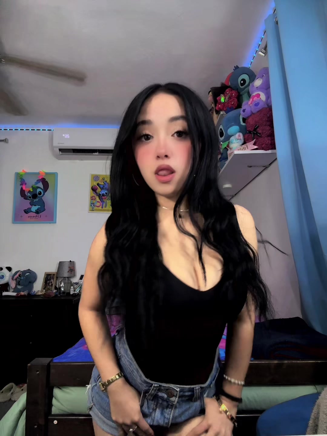 @ღM E L
