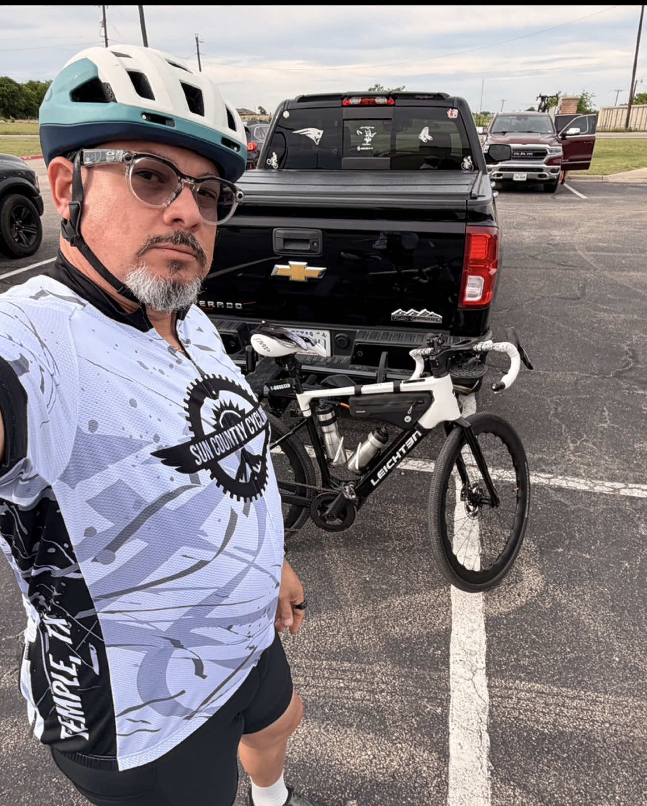 @Average_cyclist-❌
