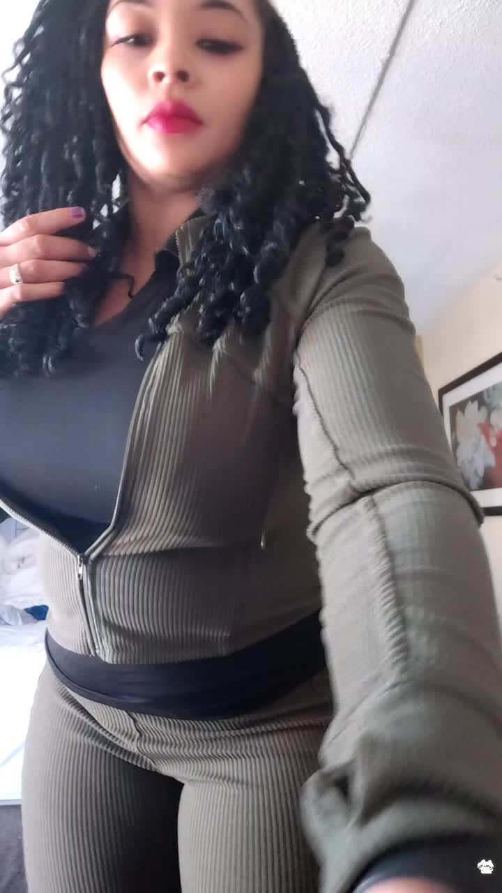 @Olivia Rose29