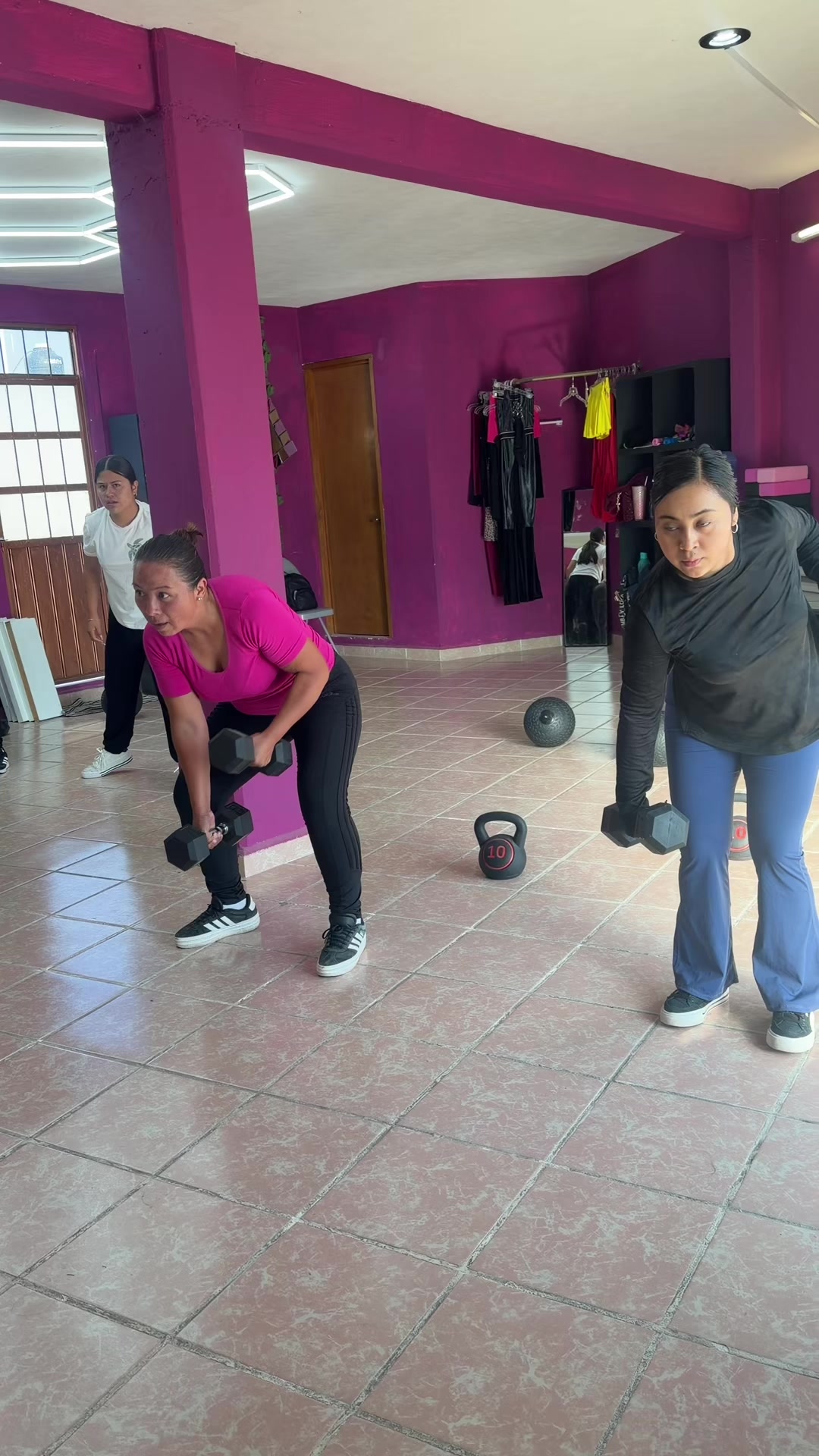 @JessyBello