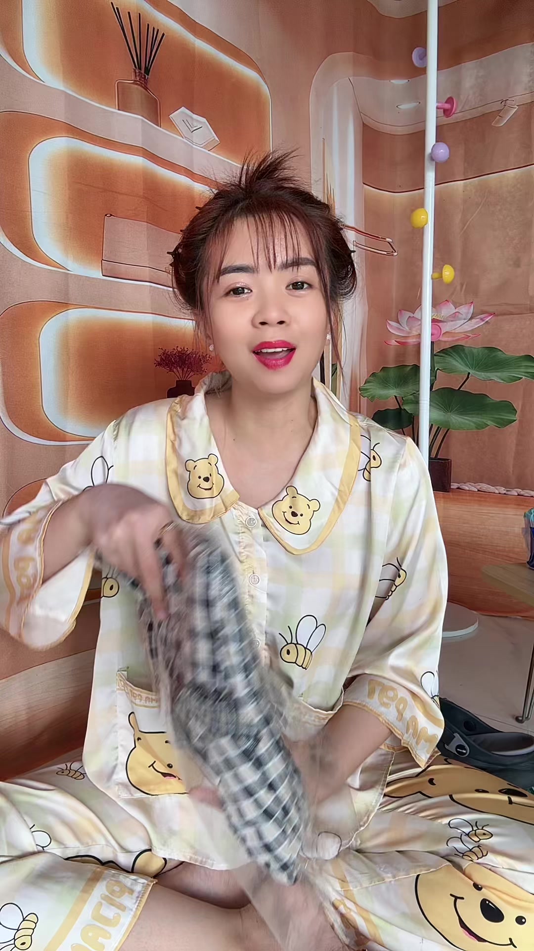 @Em Cẩm N&egrave;