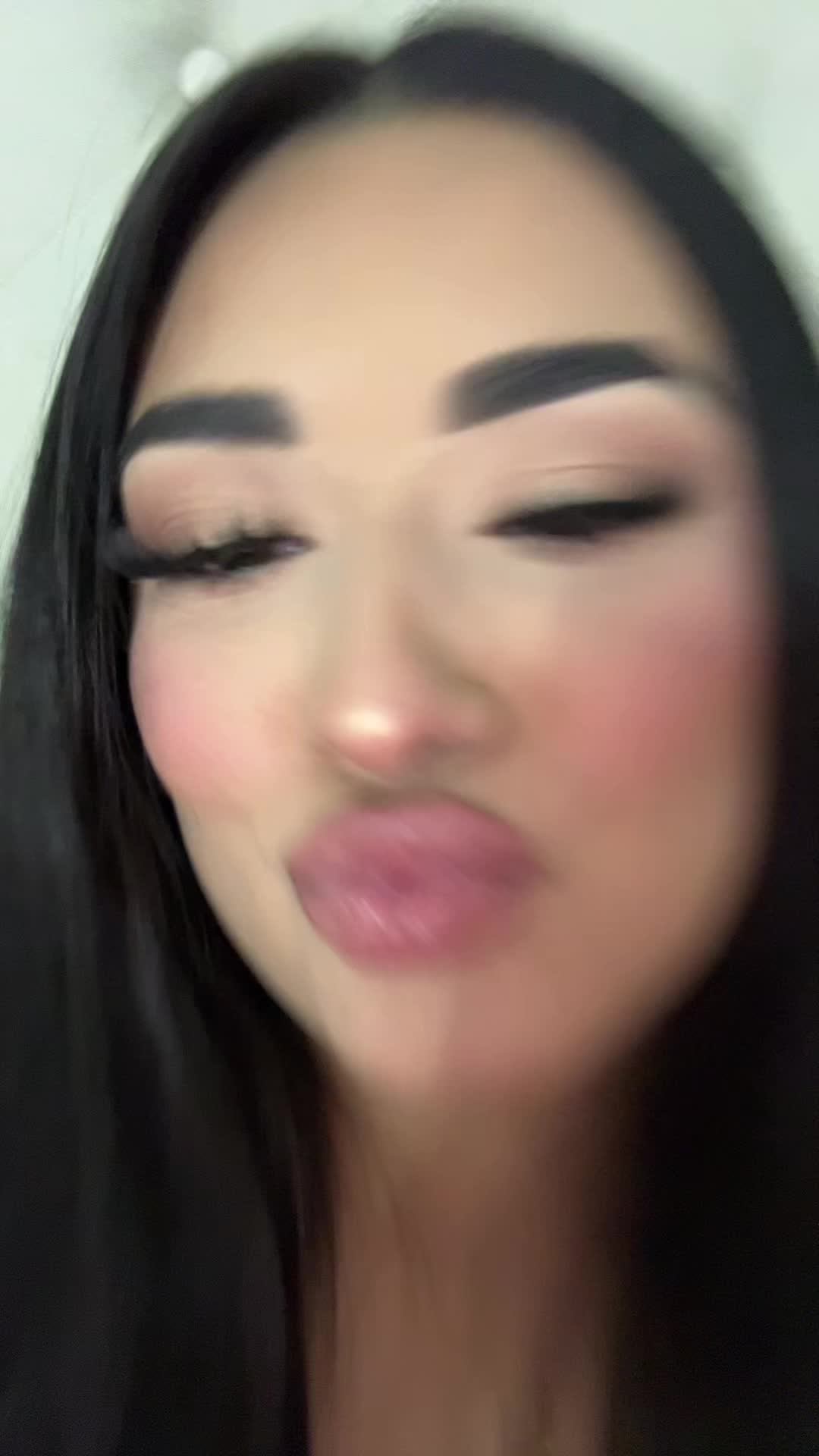 @morissaloveee