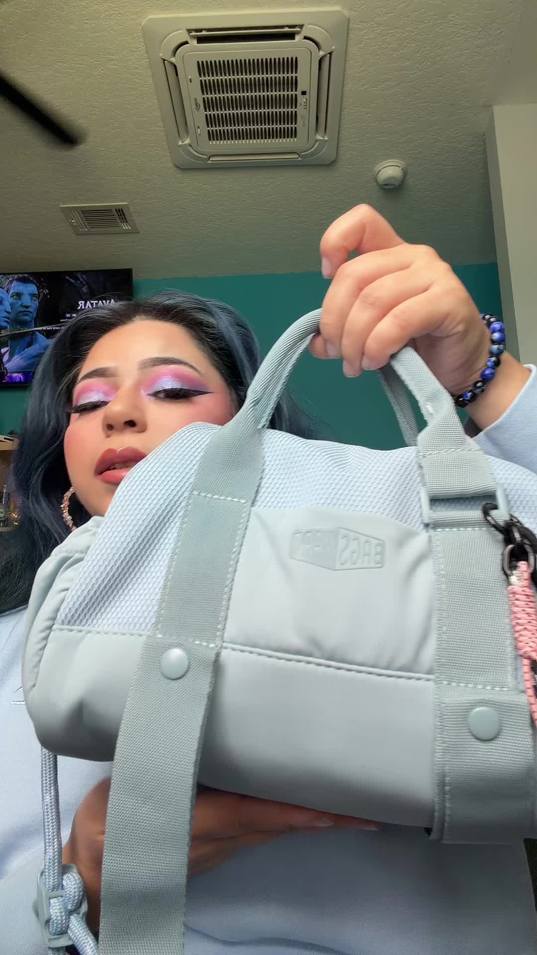@athenaxiomara