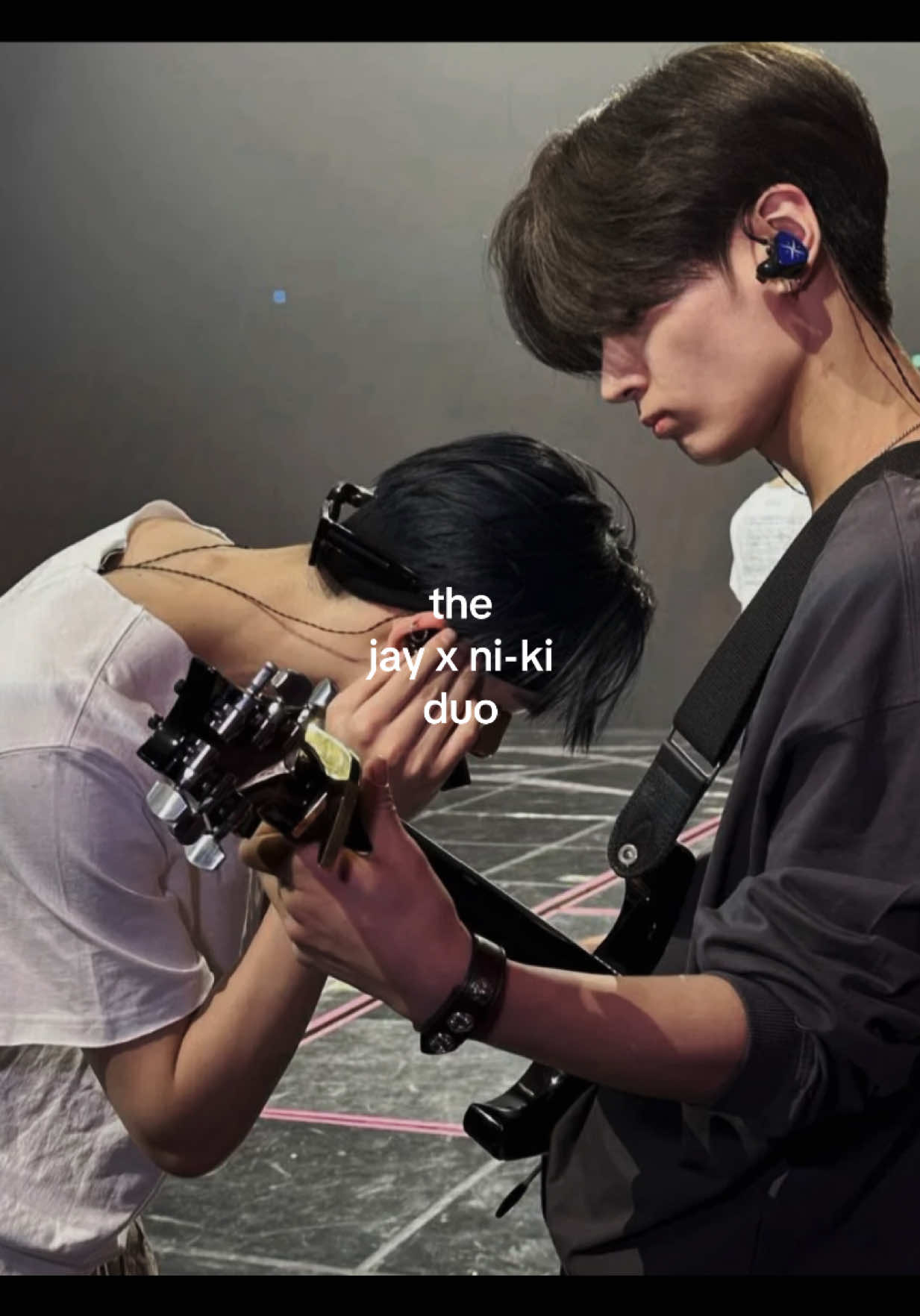@avery⋆˙⟡