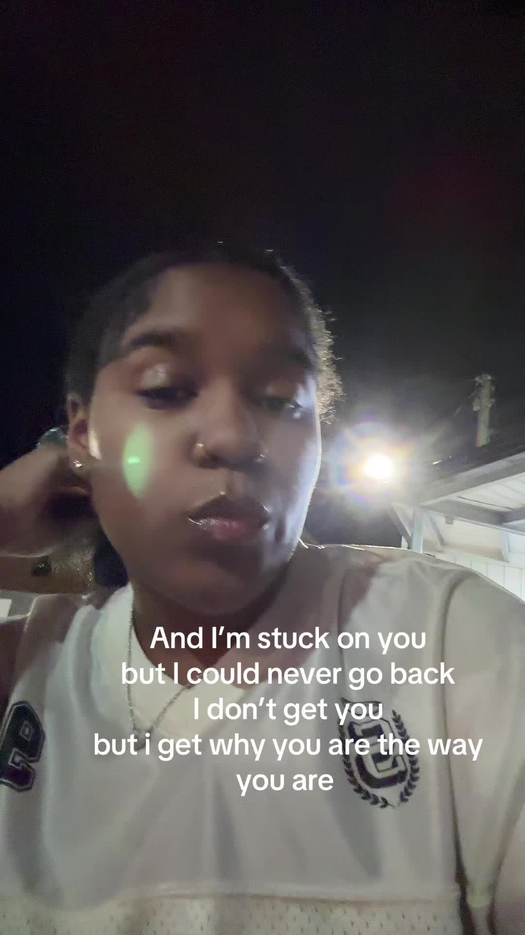 @whoareyou¿