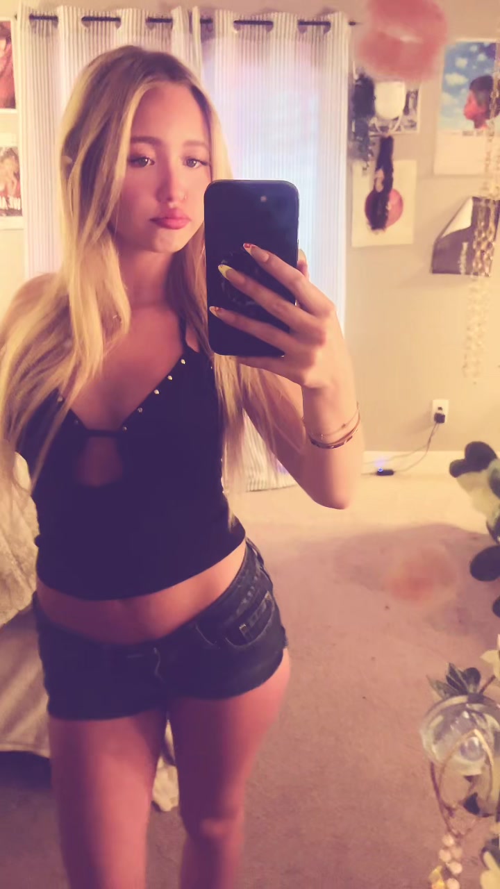 @pinkunicornglitter49