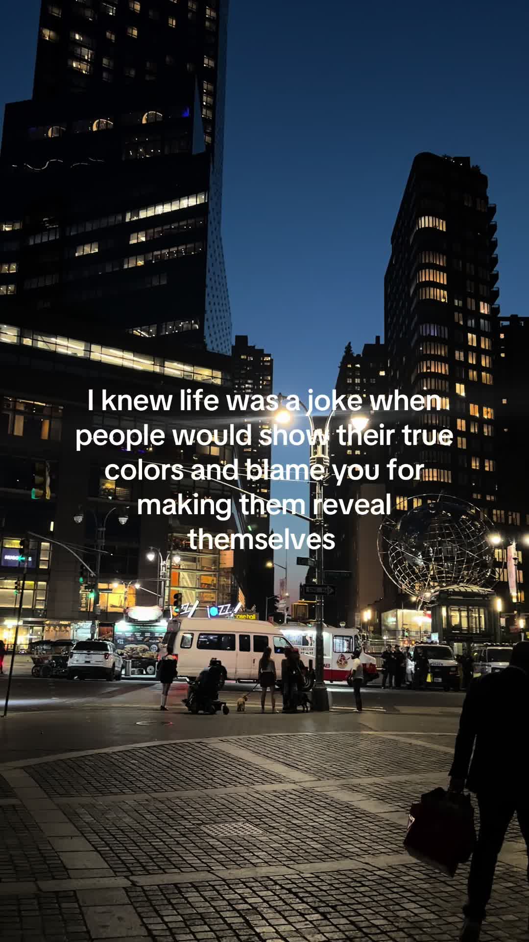 @𓂀