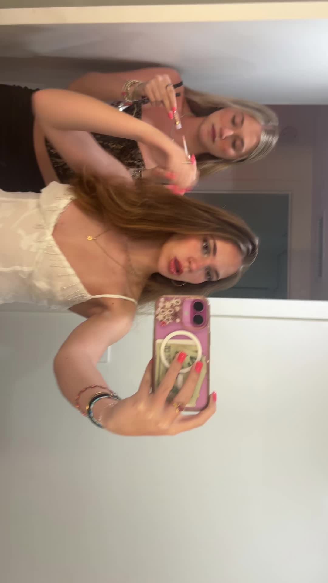 @lil bieber 🐰🍓⚜️