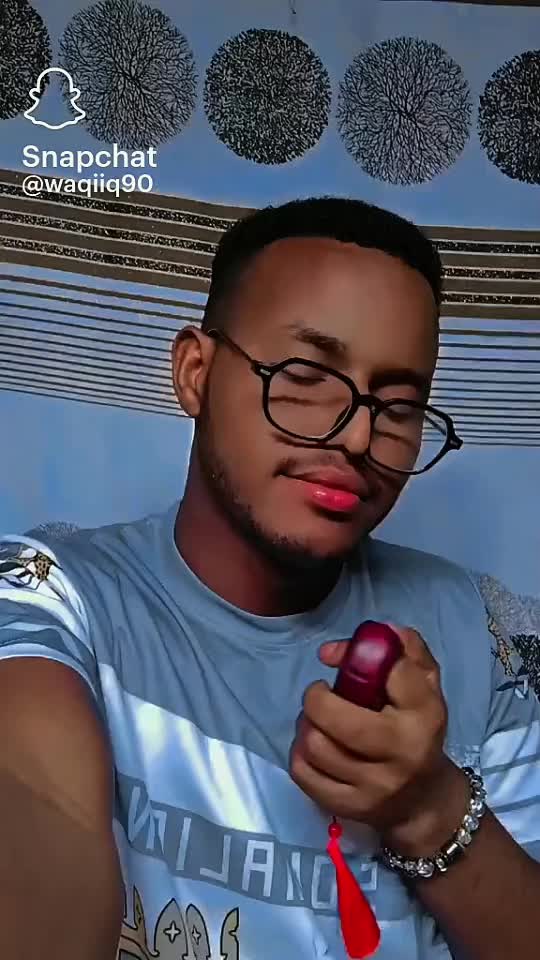 @WAQIᵢQ🇸🇴