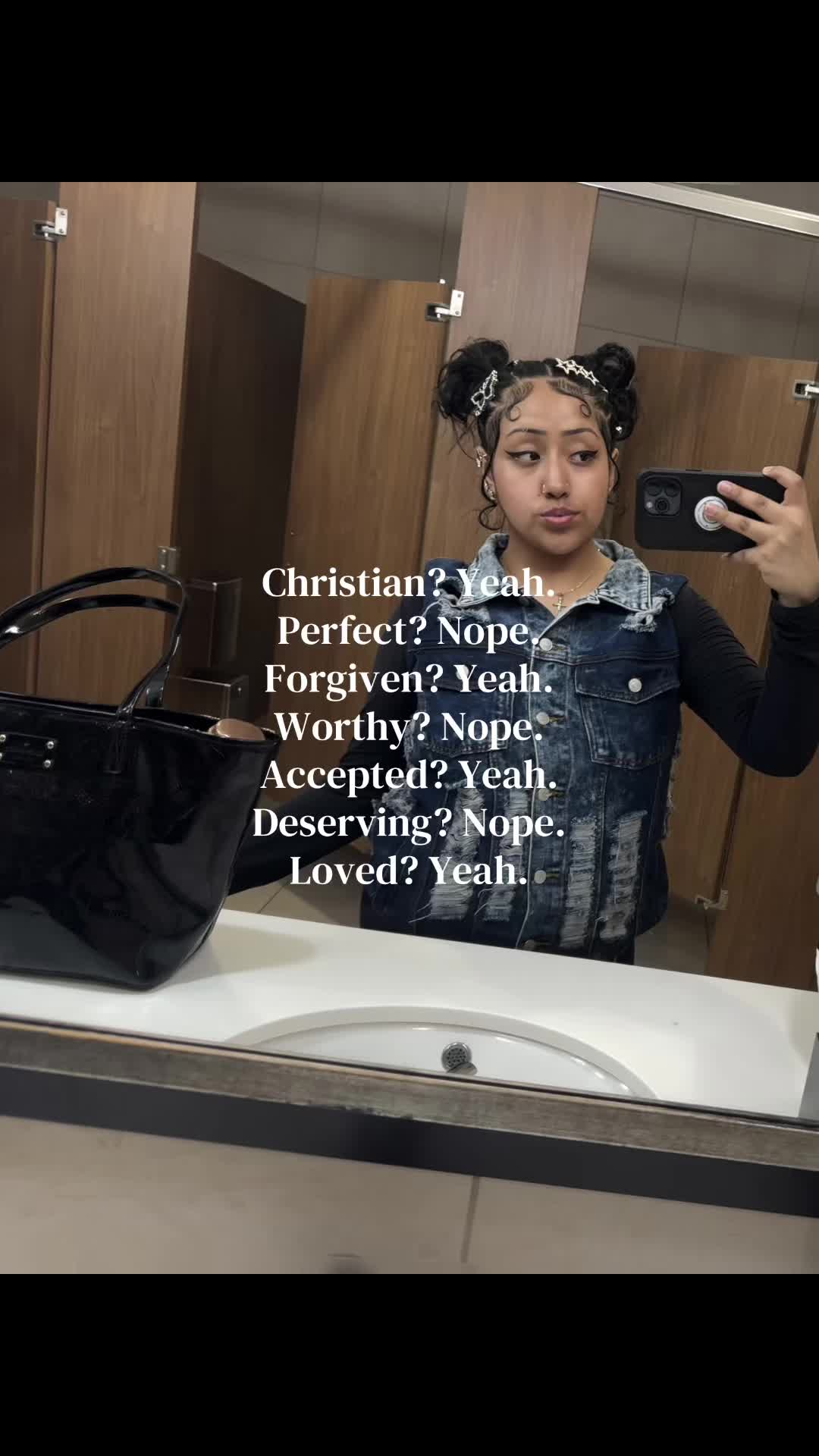@Chiquis