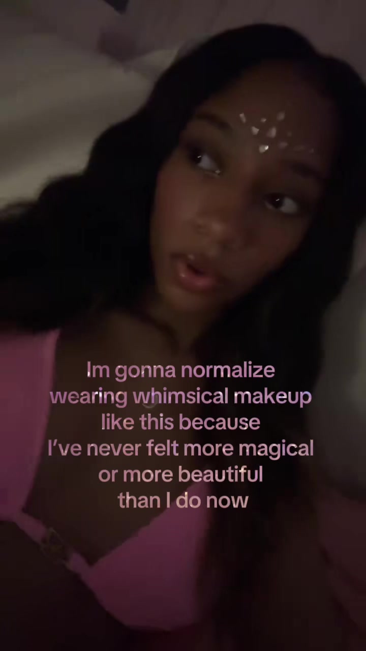 @𝒦.