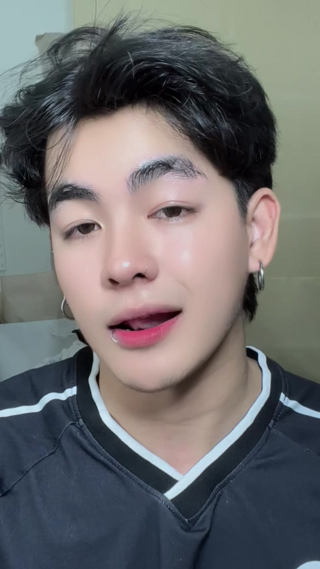 @เพชร ธรวะ