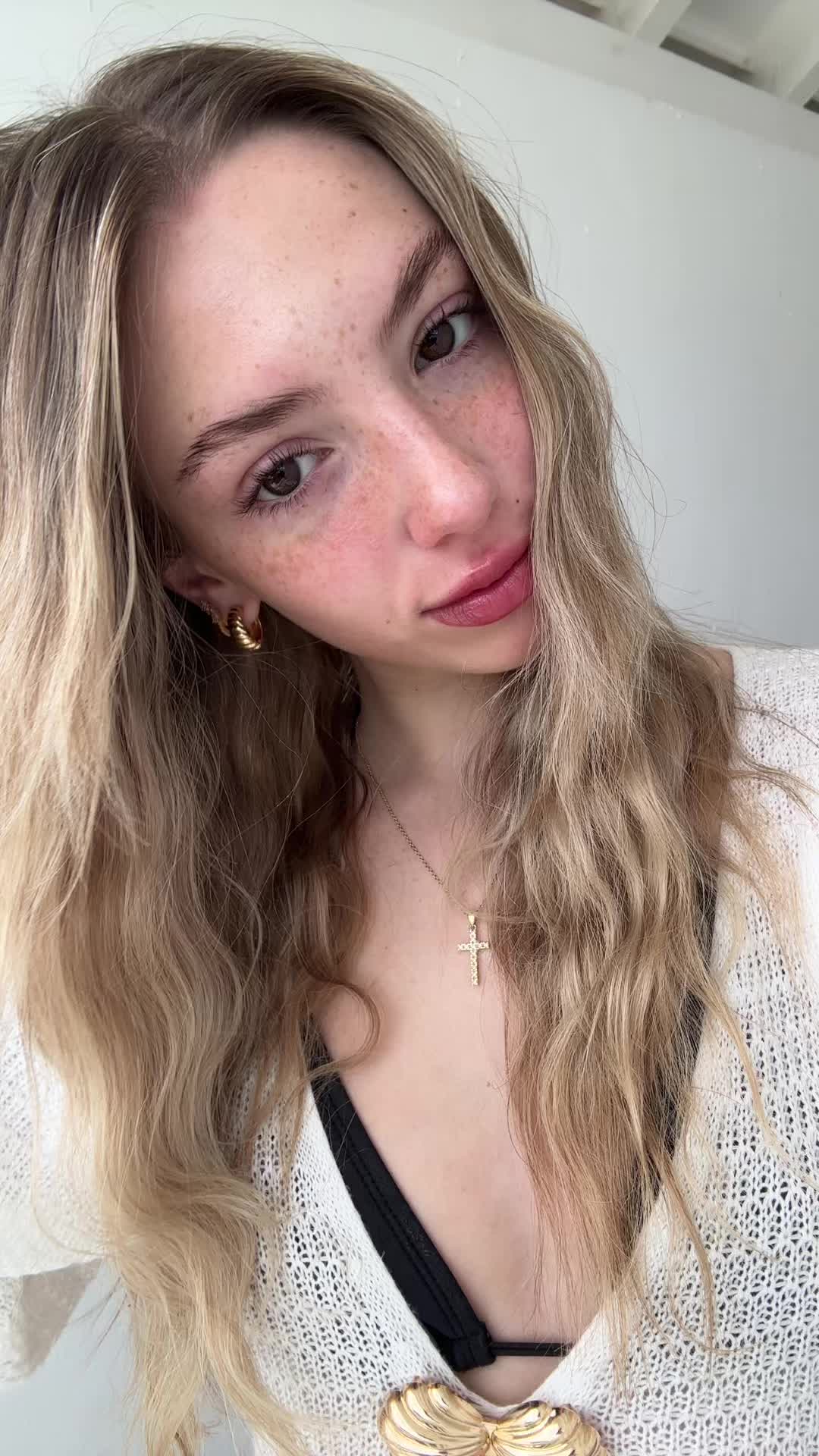 @Tay