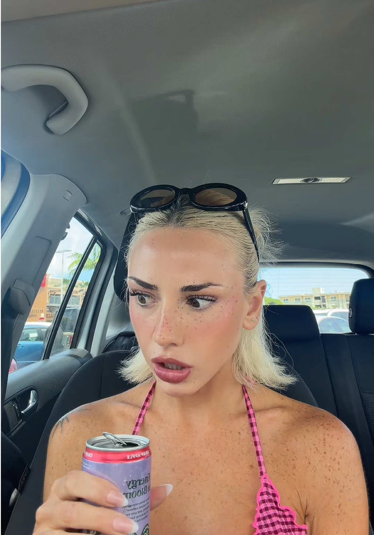 @kaitlyn