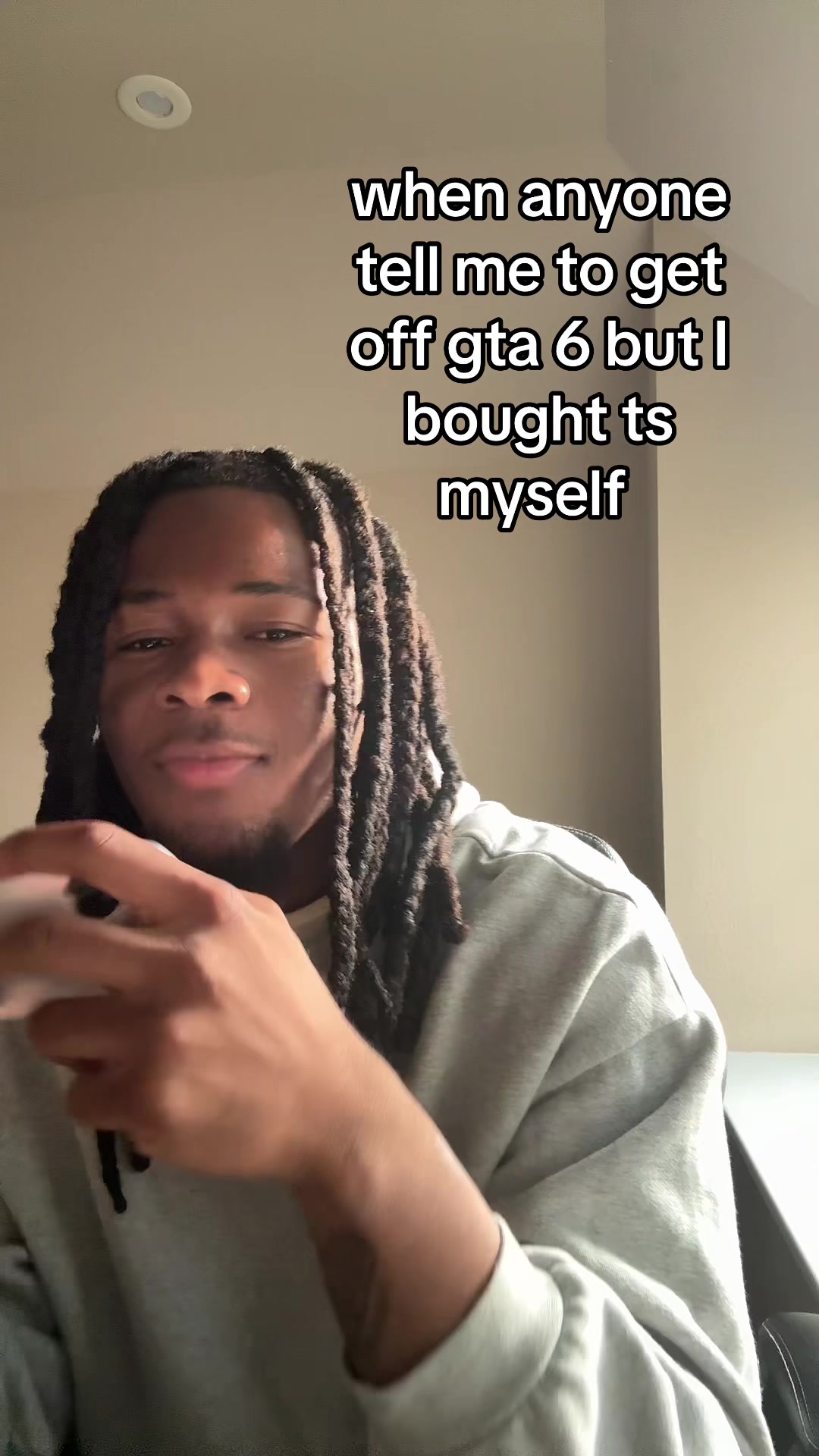 @⃟