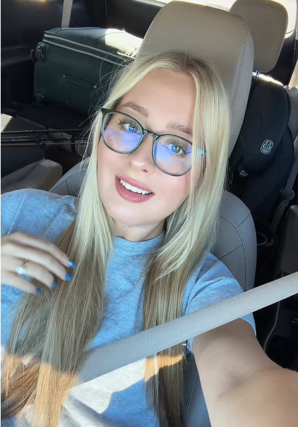@itsthespacecowgirl