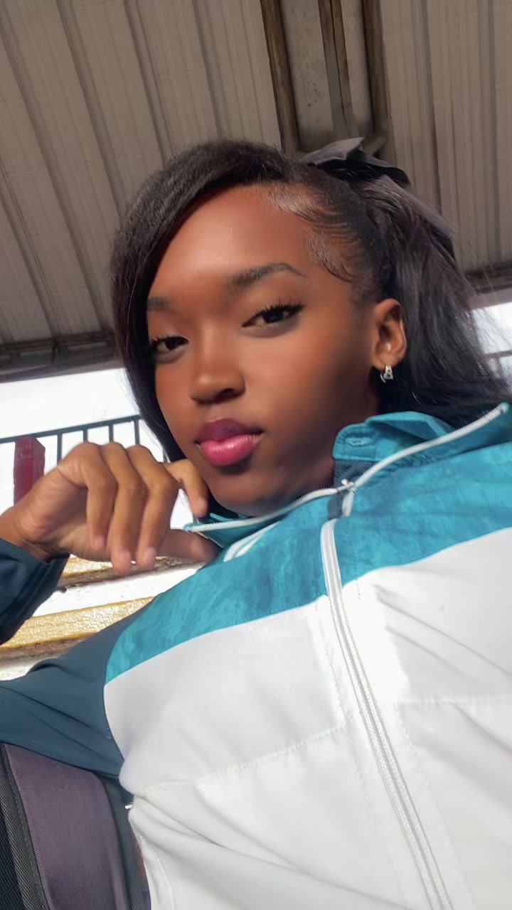 @ELIBETH🐩🤍
