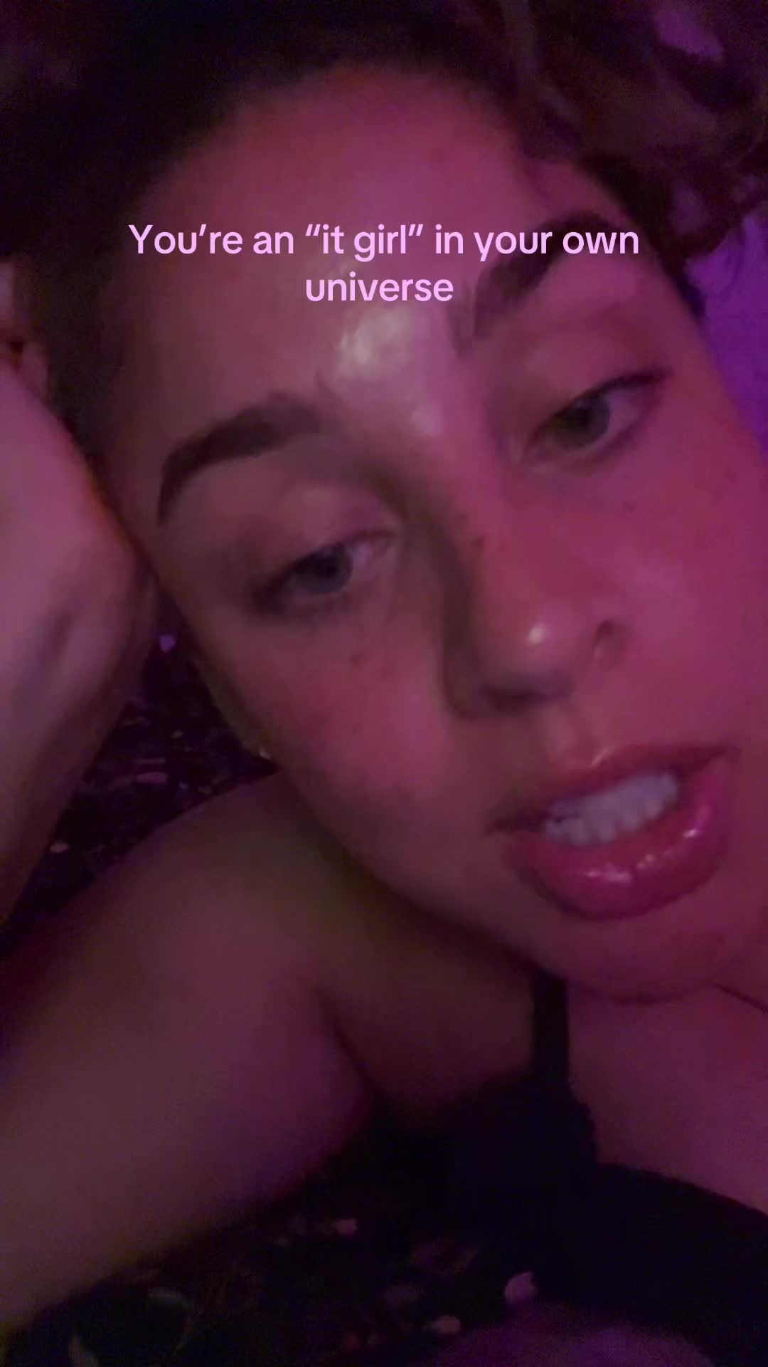 @zoefromtheinternet