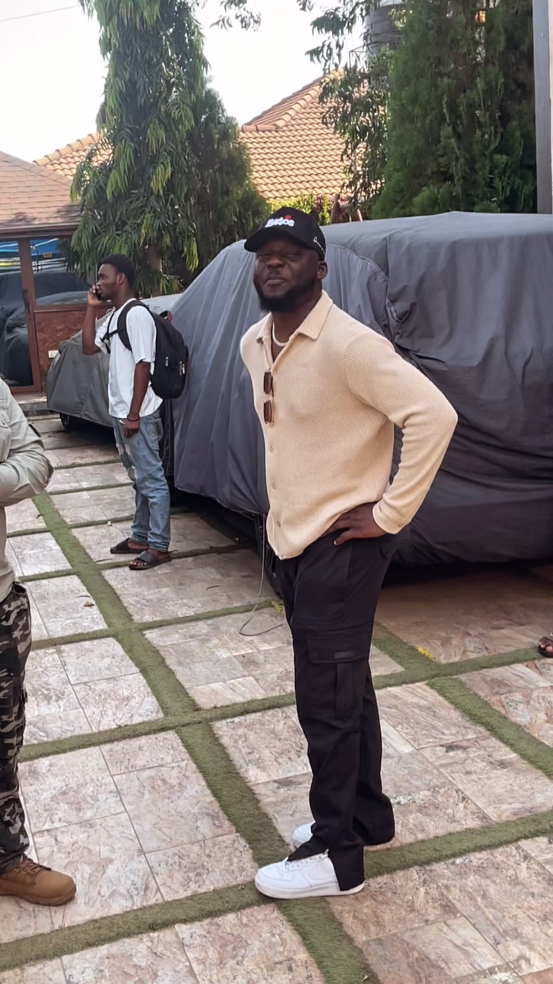 @BAAMUJI CEO 🤴🎭❤️