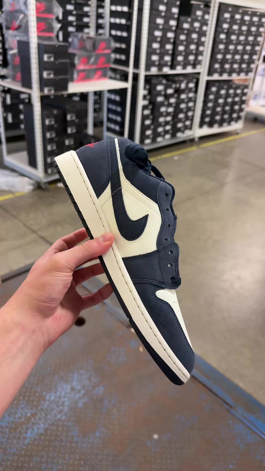 @VERIFIED SNEAKER DEALS